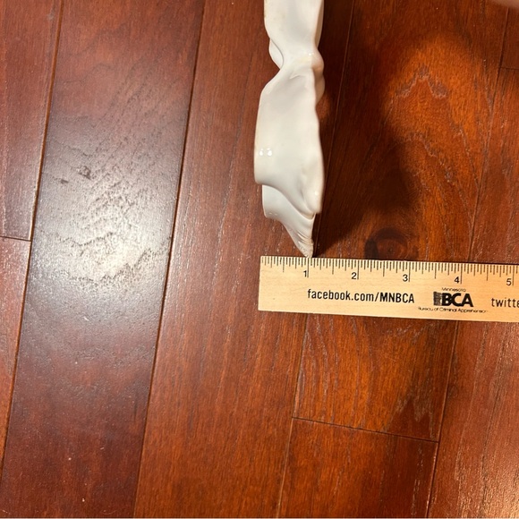 Vintage Takahashi Co White Porcelain Butterfly Shaped Trinket Dish 6x5” Japan. - Picture 5 of 7